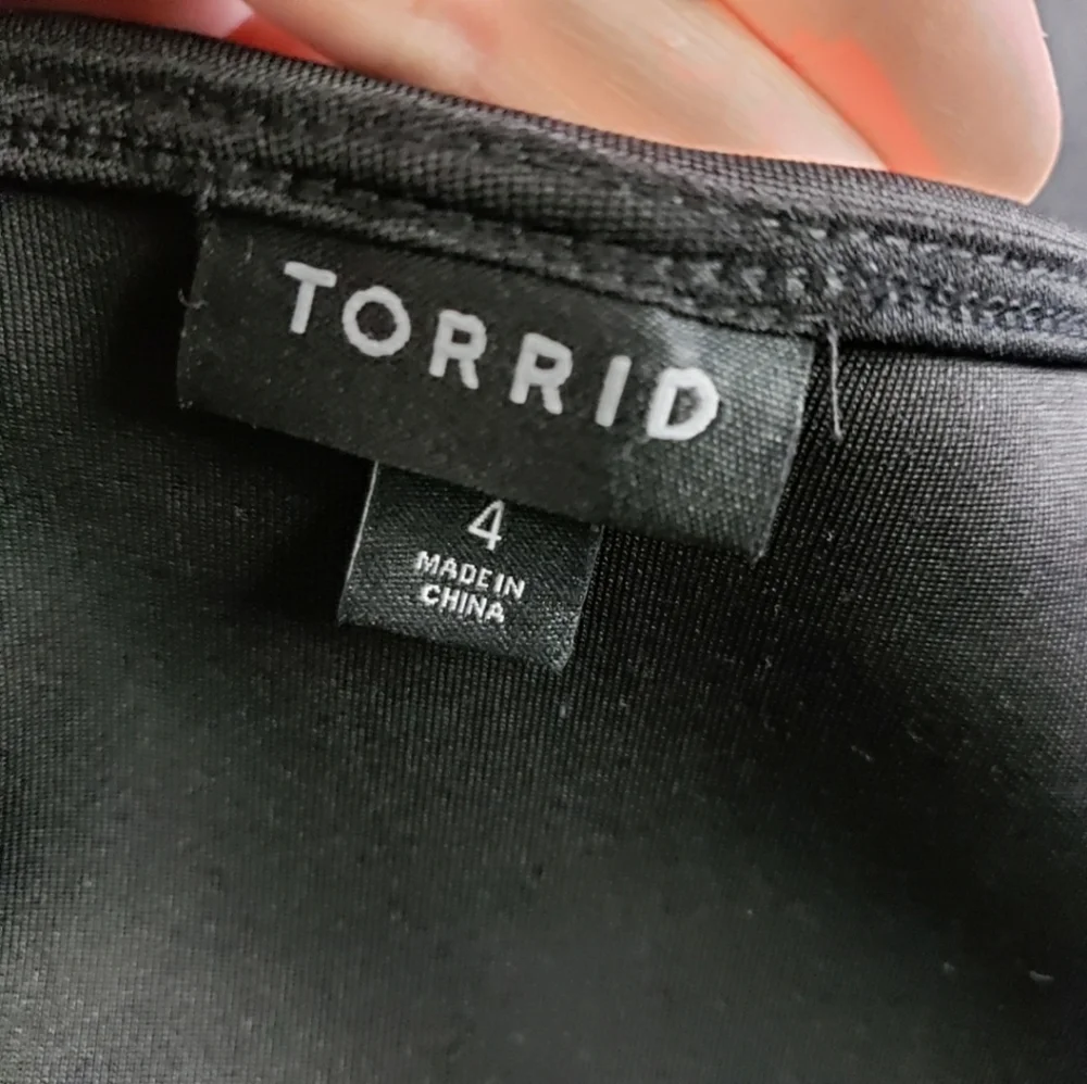 Torrid NEW scuba mini skater dress size 4